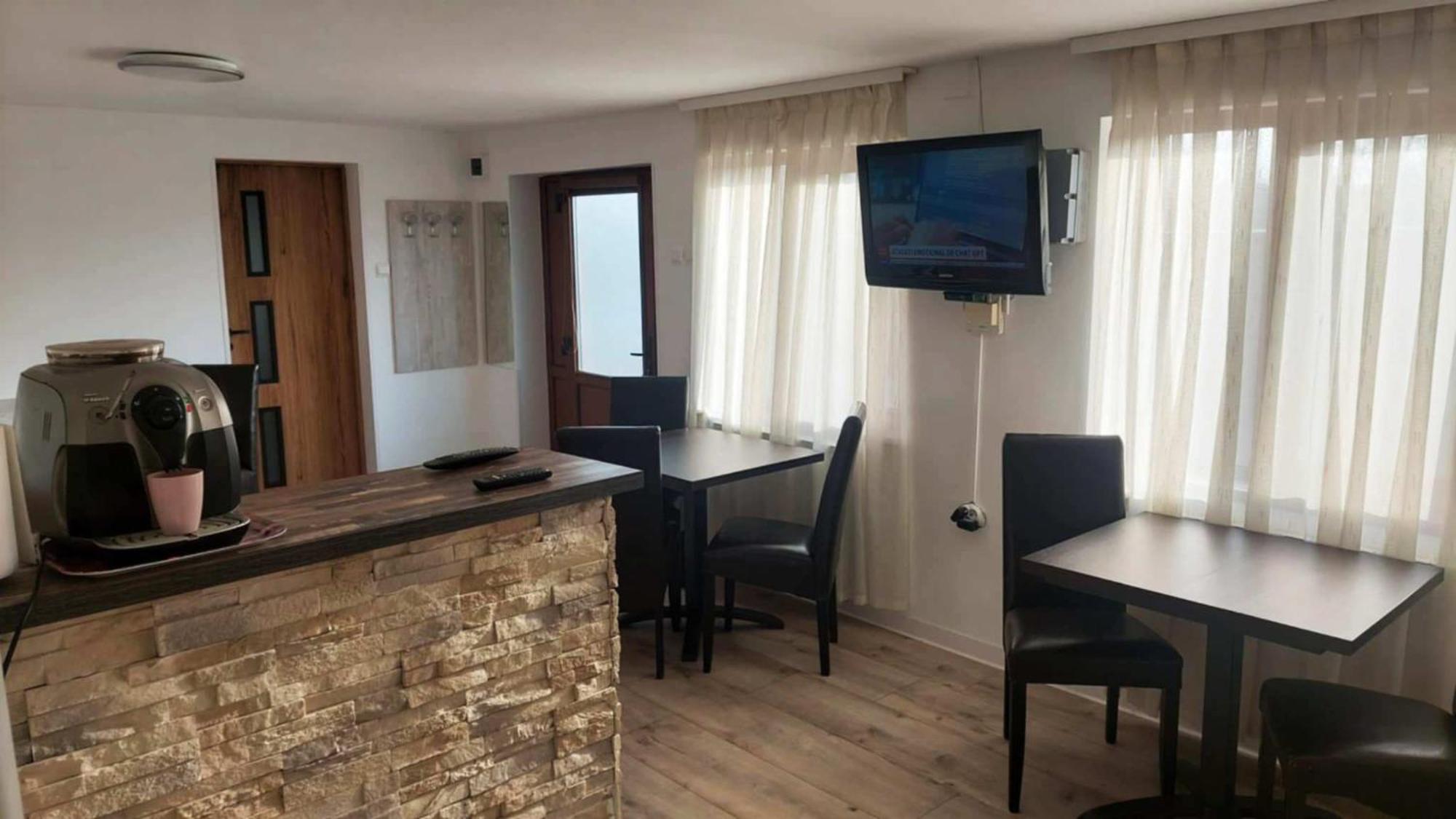 Hotel Casa Sol Turda Esterno foto