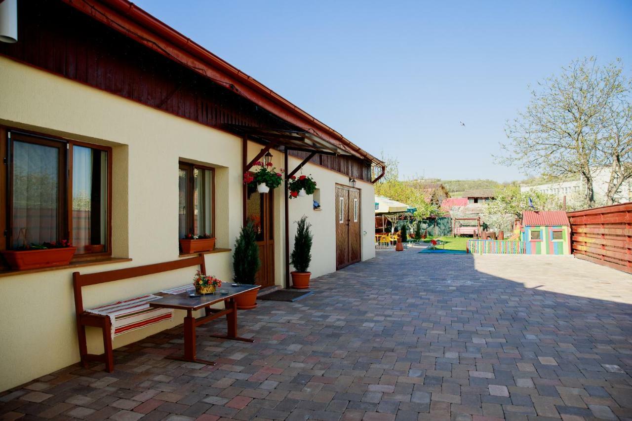 Hotel Casa Sol Turda Esterno foto